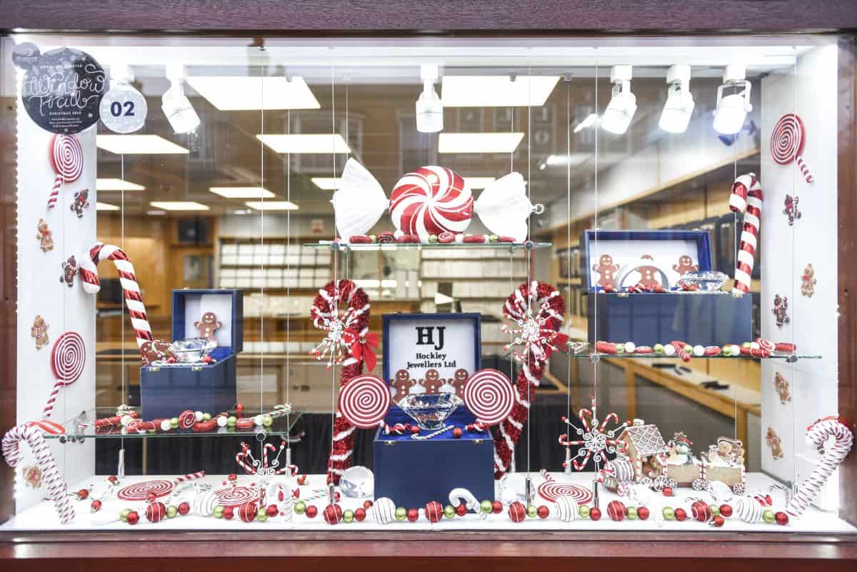 Hockley Jewellers Christmas window display from 2020